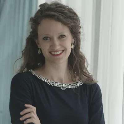 Harpist LeAnne Bennion