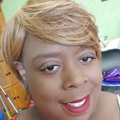 SALON NEVAEH