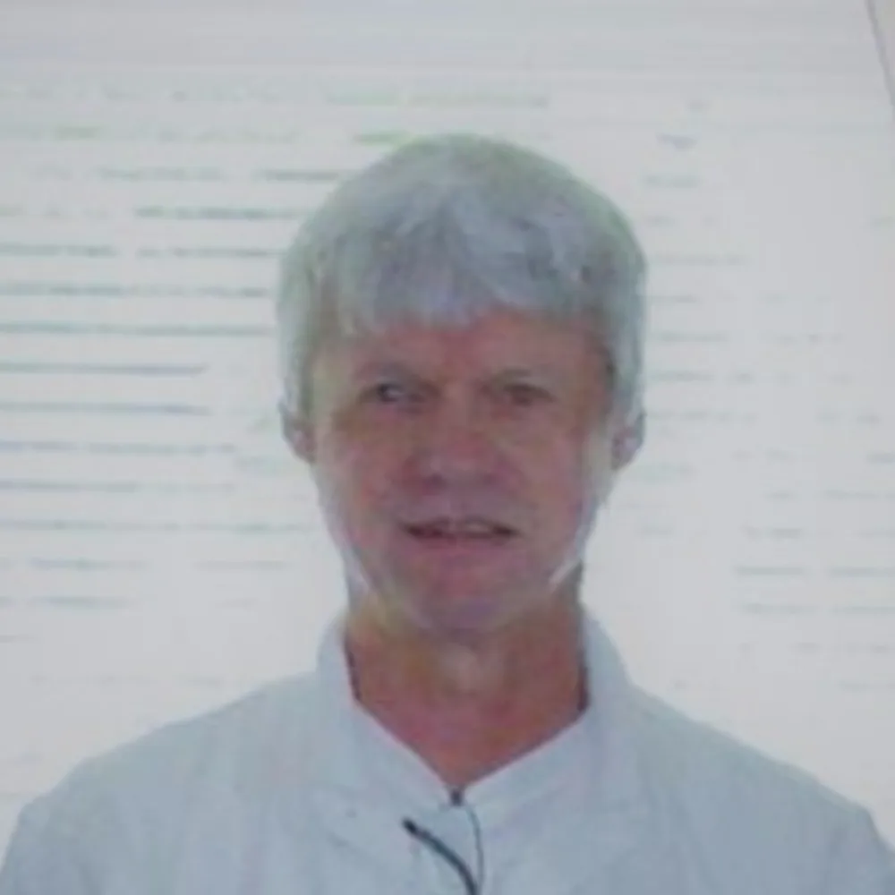 COACH W. TENNIS