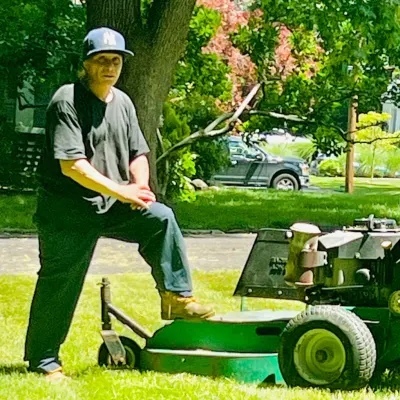 R&M Mow And Go