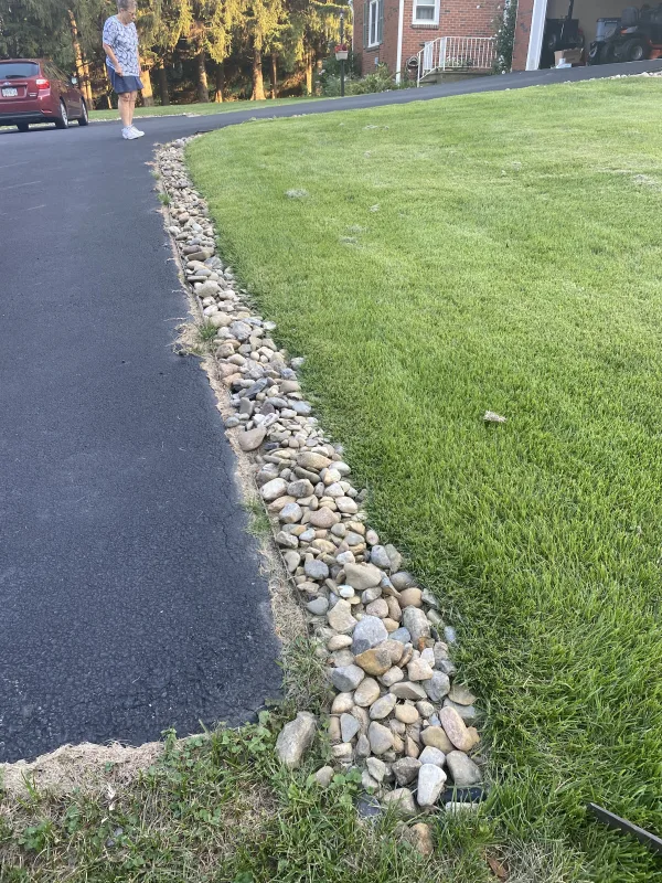 Laying stone border