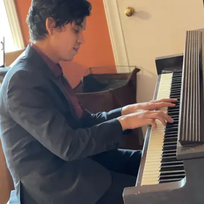 Justin's Piano Lessons For Noobs