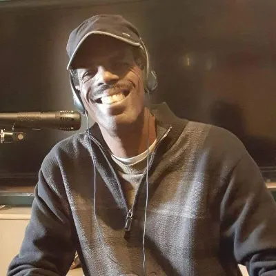 Ricky2400 Communications
