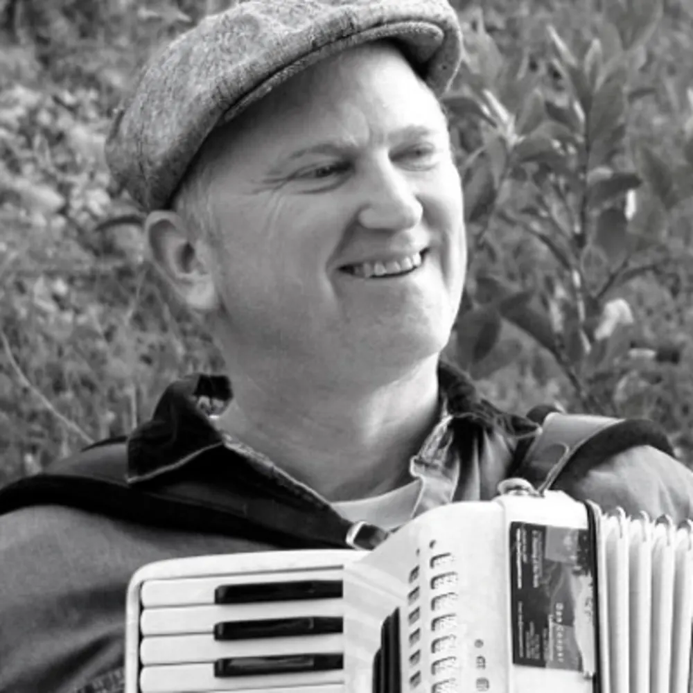 A-A Strolling Accordion For Parties