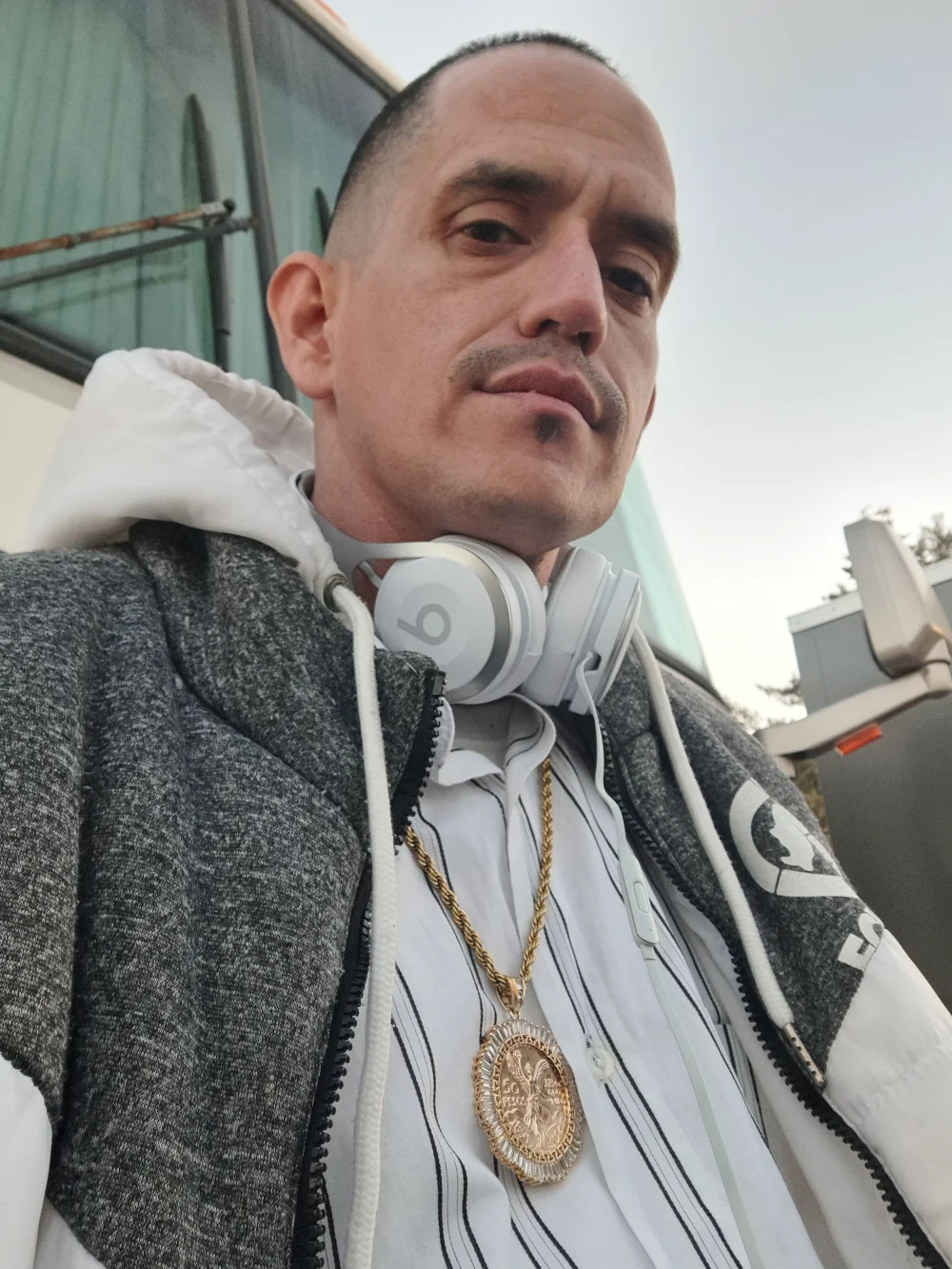 DJ Los Plebes & Babas Entertainment