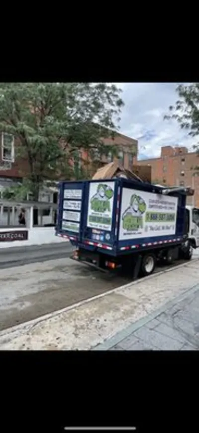 MR GORILLA JUNK REMOVAL