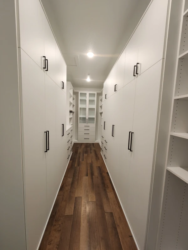 Custom closet cabinetry 