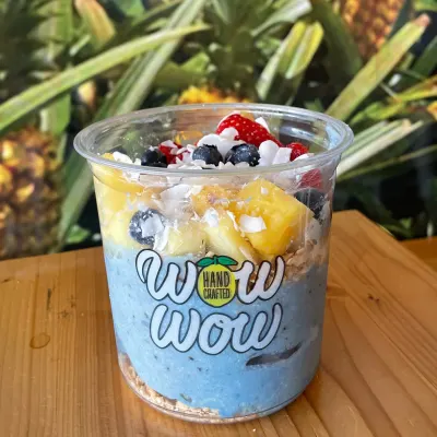 Wow Wow Lemonade And Hawaiian Bites