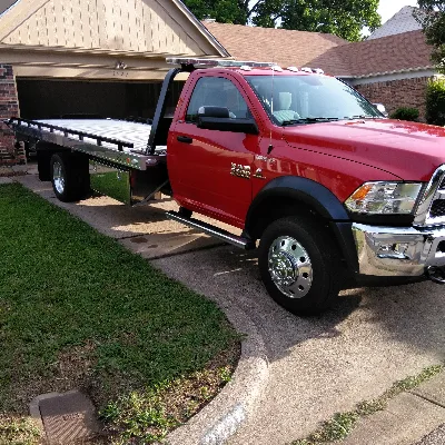 D & M Towing