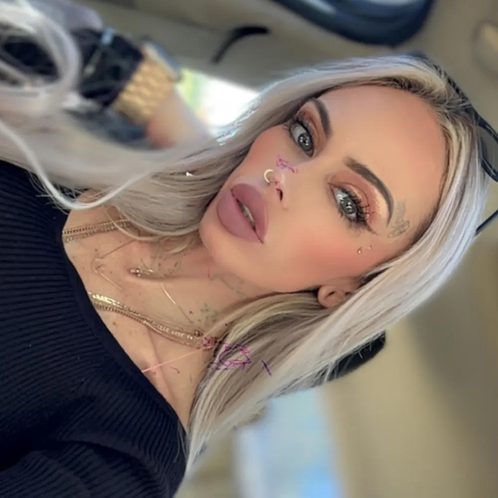 Ellie Haute Hair