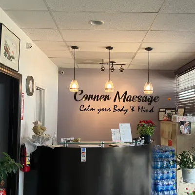 Corner Foot Massage