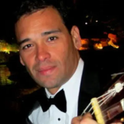 Leo Lopez Guitar Lessons