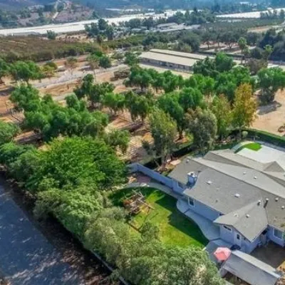 Far View Farms Equestrian Center