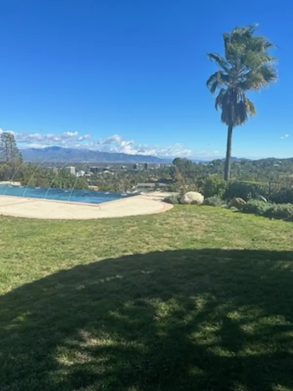 Creative Chakra Spa & Yoga Encino Hills
