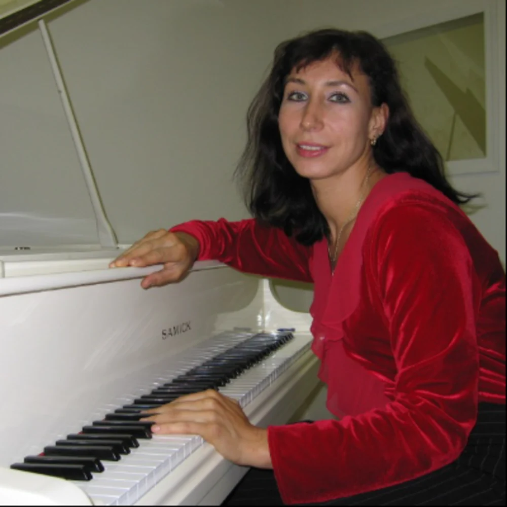 Kira's Piano Studio