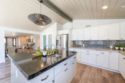 Custom Home Craft