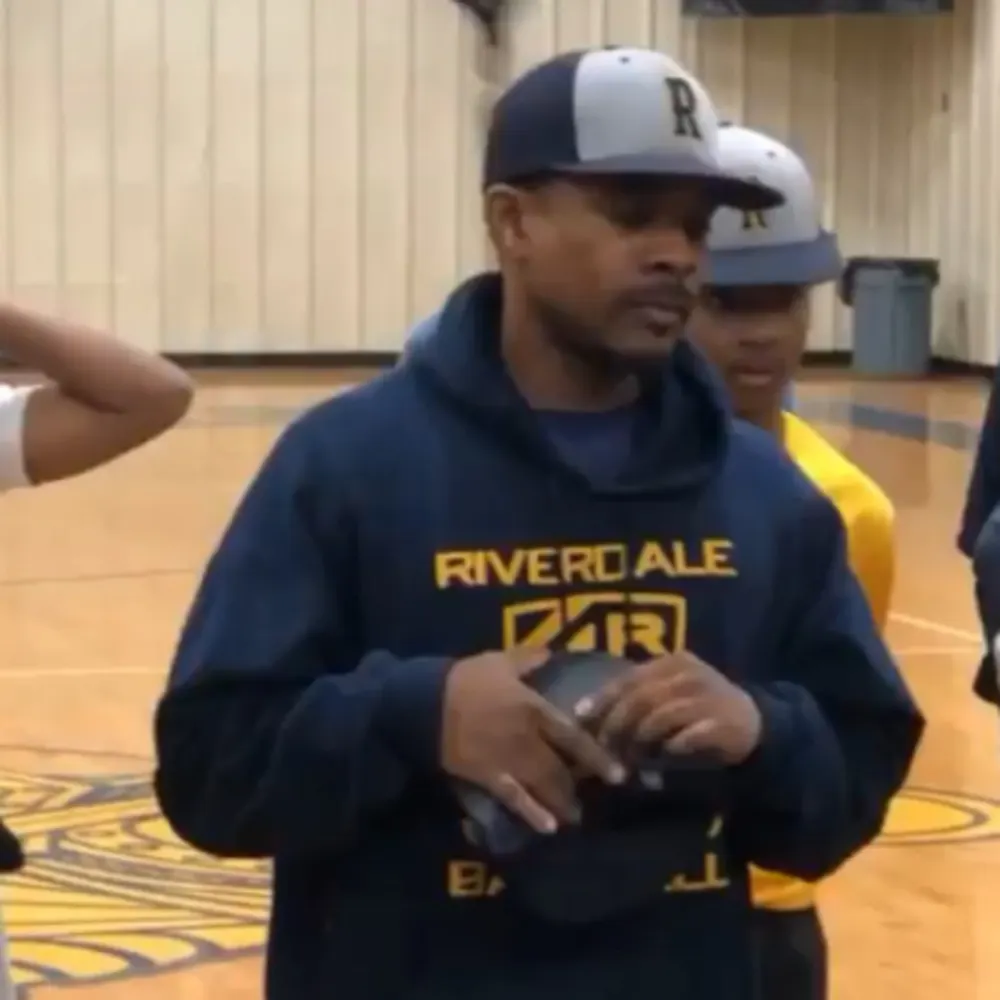 Coach Graves Guys, LLC