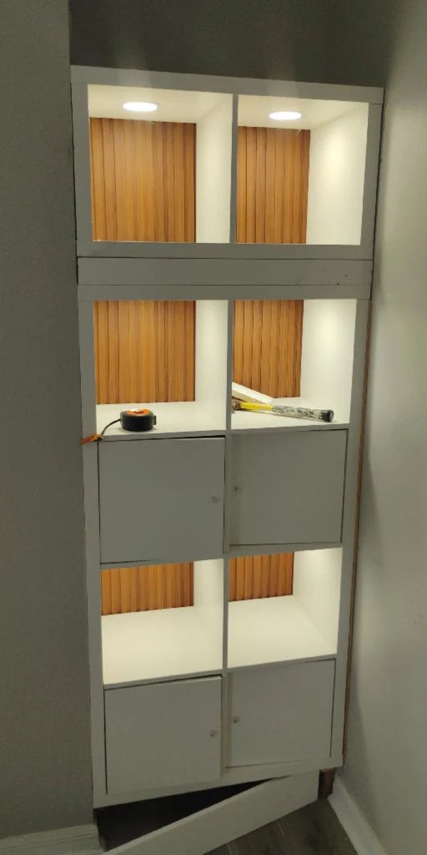 dresser cabinate