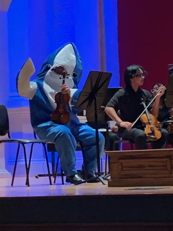 Halloween concert(Im the shark!)