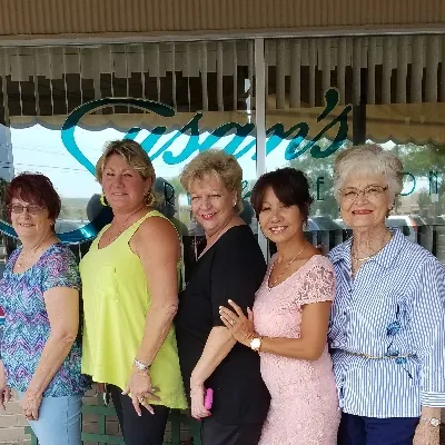 Susan's Curls And Creations