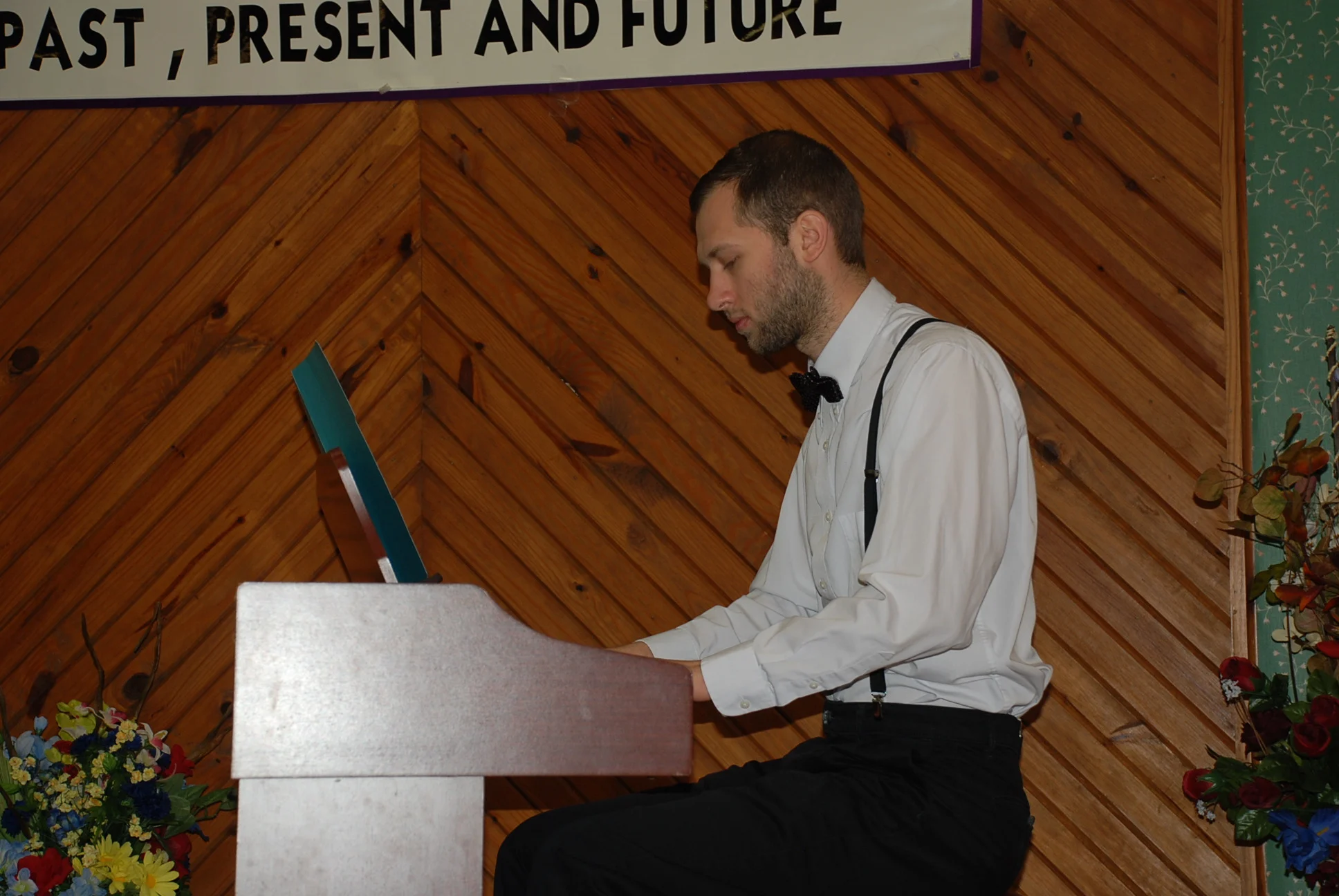 WARNING Learning To Play The Piano Can Make You VERY Popular! in