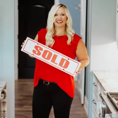 Lisa Handley - Remax Advantage Plus