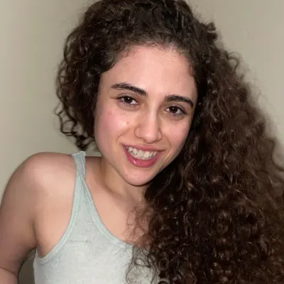 Dax Lily