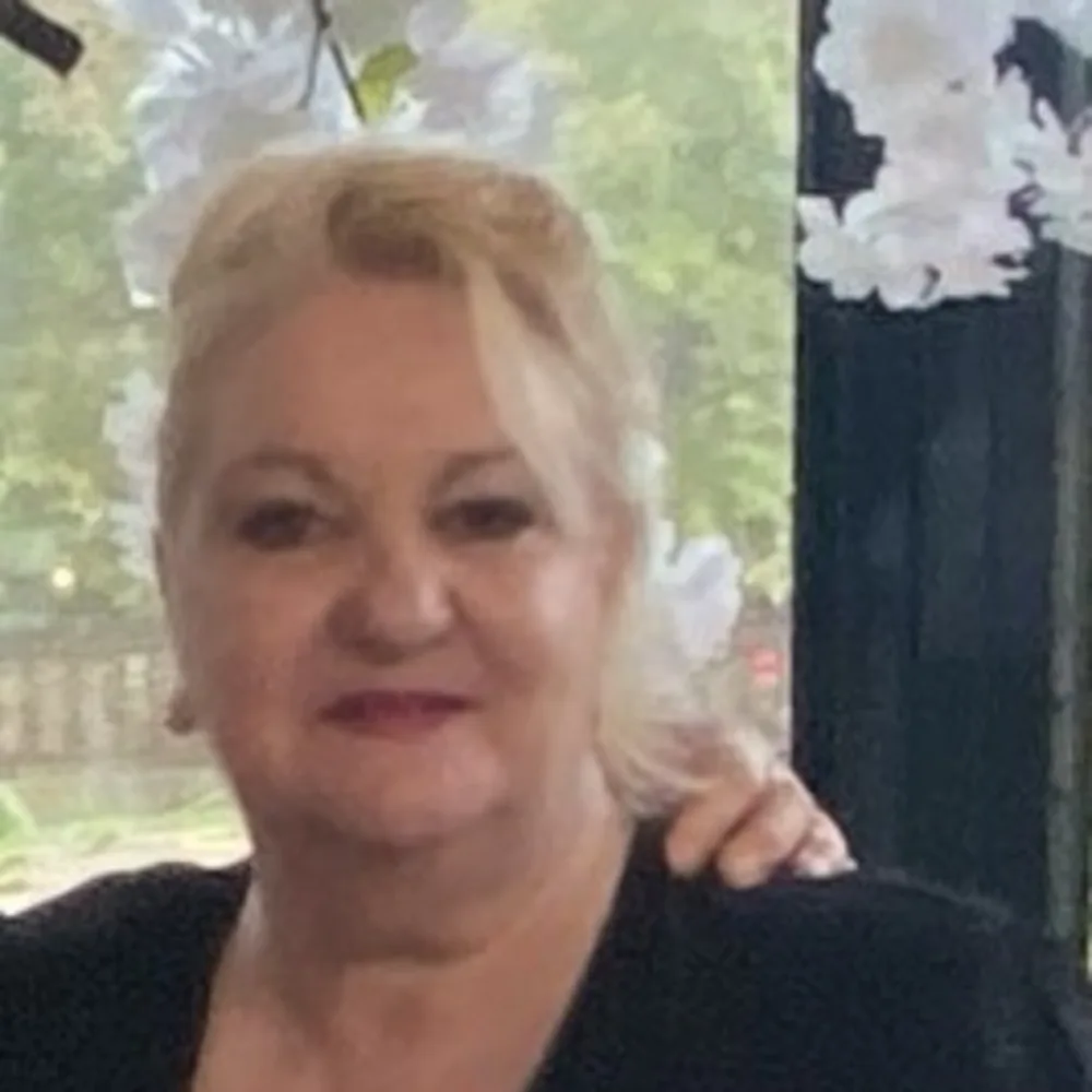 Dr. Anna Innarella