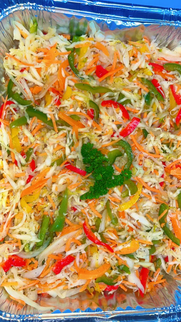 Pikliz (Zesty cabbage salad)