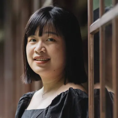 Jie Lee/ Voice, Piano, Theory