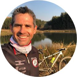 A portrait photo of Rob Hutton