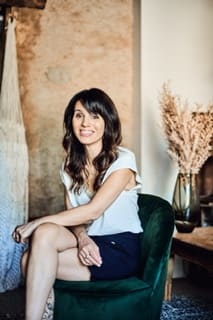 Nelly M. Gontran photo