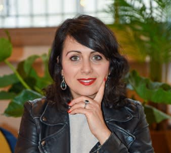 Julie Altinoglu photo