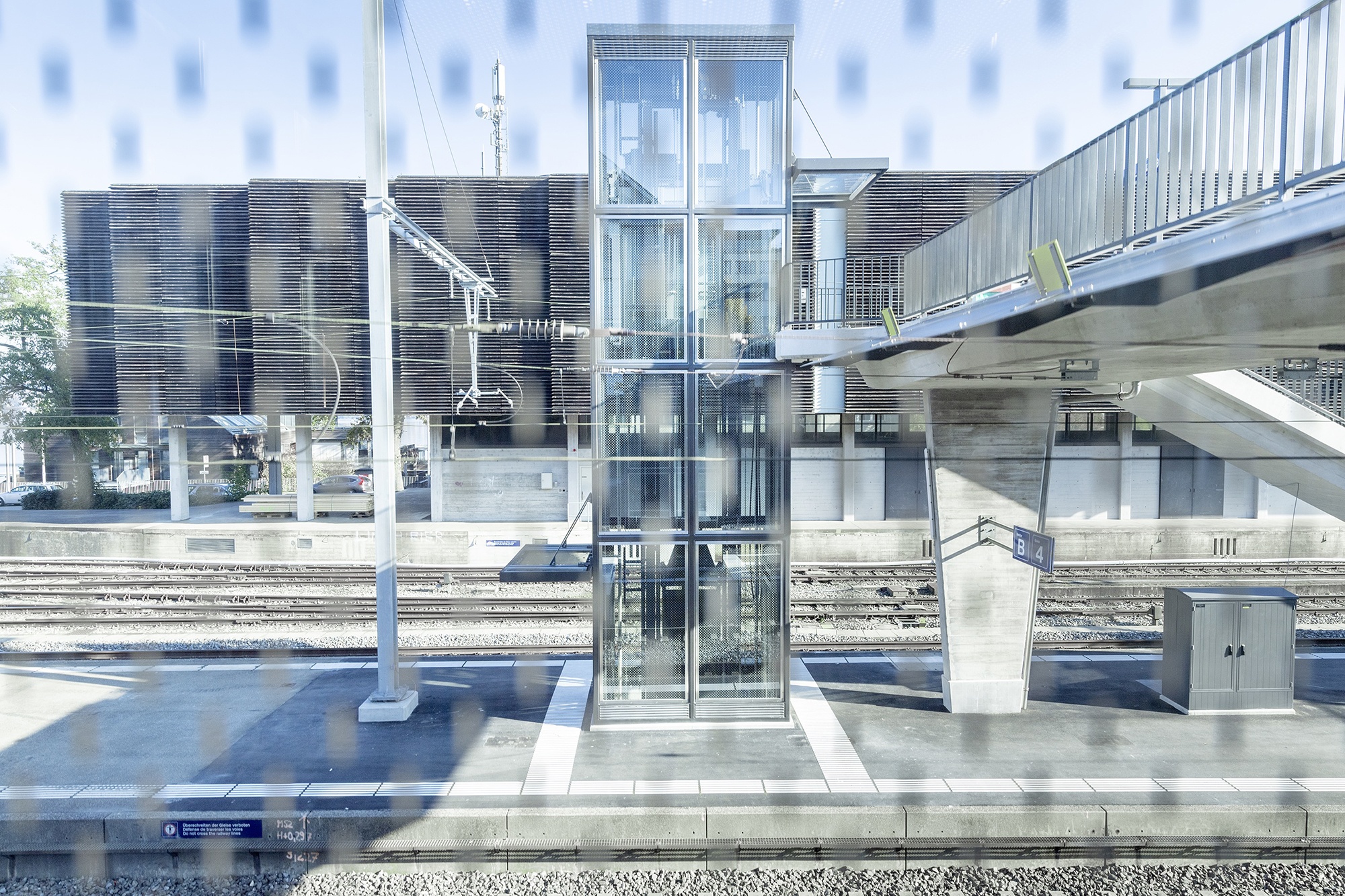 Massgeschneiderter Perronzugang am Bahnhof Thalwil
