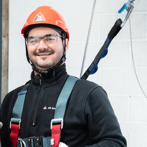 Junior, 
Monteur Neuinstallationen AS West