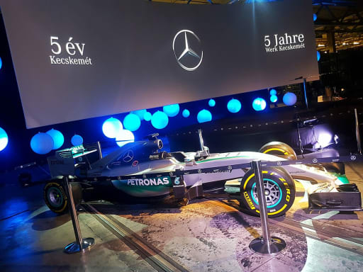 Üzemi Gyűlés a kecskeméti Mercedes gyárban - 2017 cover image