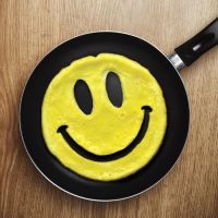 Crack a Smile Egg and Pancake Mold