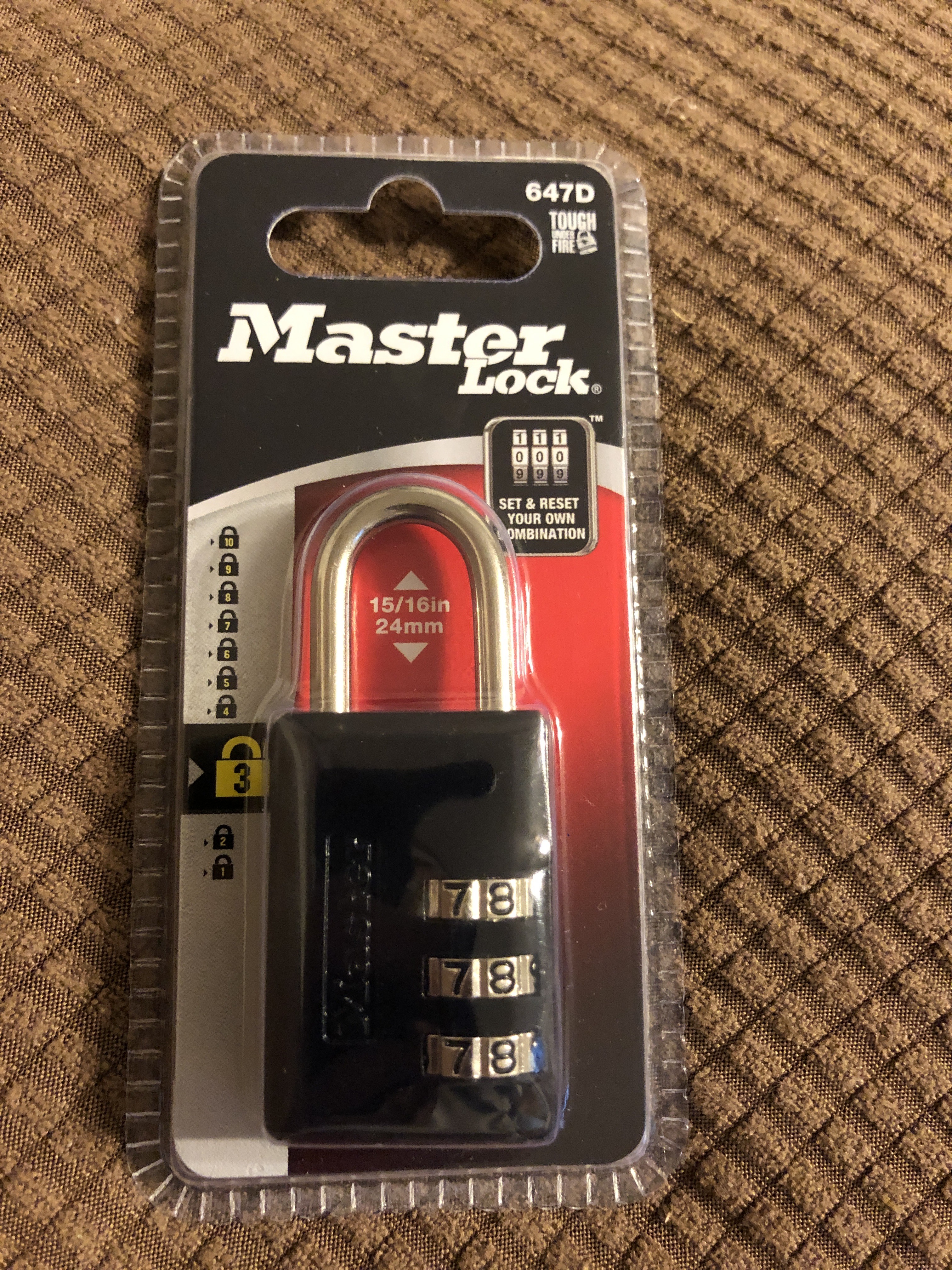 master lock luggage