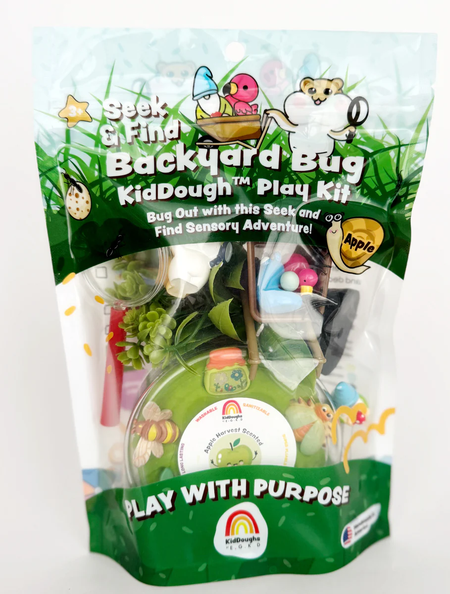 Backyard Bug Seek 'n Find Play Kit