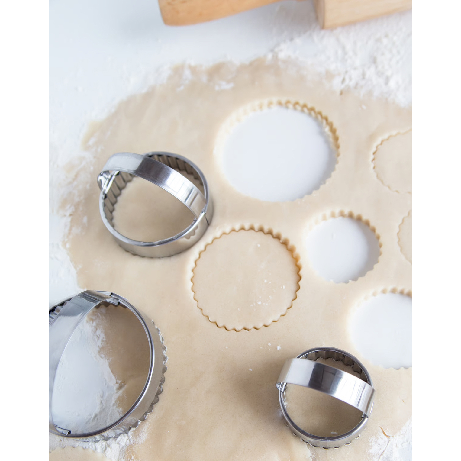 Fox Run Rippled Round Biscuit Cutters