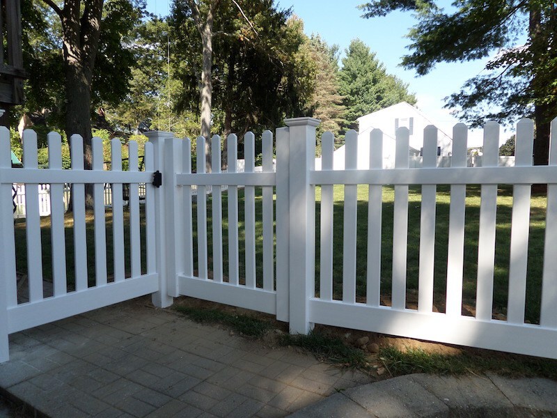 Athena 4' x 8' Straight White Section