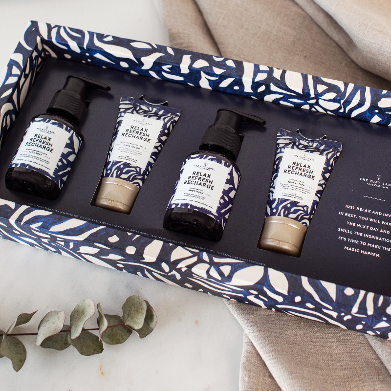 The Gift Label Hand & body care gift set Relax Refresh Recharge detail