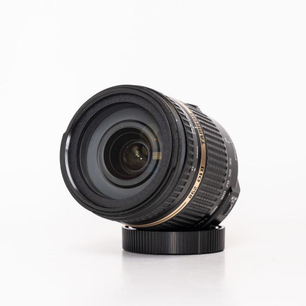 Used Tamron 18-270mm F/3.5-5.6  DI II VC PZD for Nikon DX