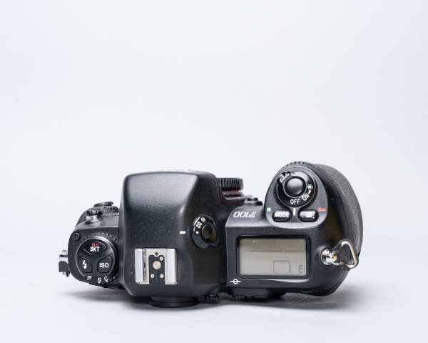 thumbnail-0 for Used Nikon F100 Body Only
