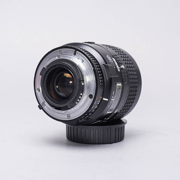 thumbnail-5 for Used Nikon 60mm f/2.8 D Micro Lens