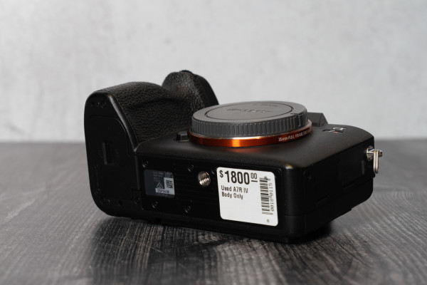 thumbnail-4 for Sony A7RIV Body Only