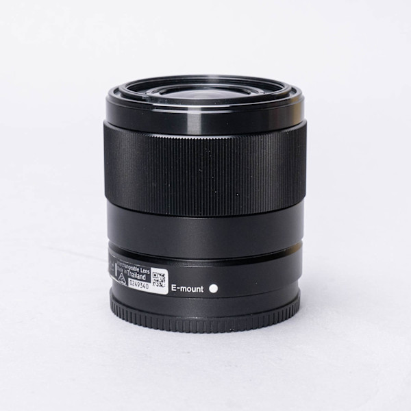 thumbnail-1 for Sony FE 28mm f/2 Lens