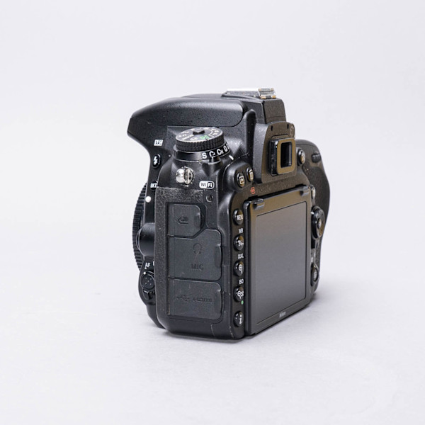 thumbnail-2 for Nikon D750 Body **High shutter count**