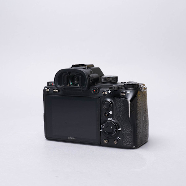 thumbnail-3 for Sony A7R III Body Only