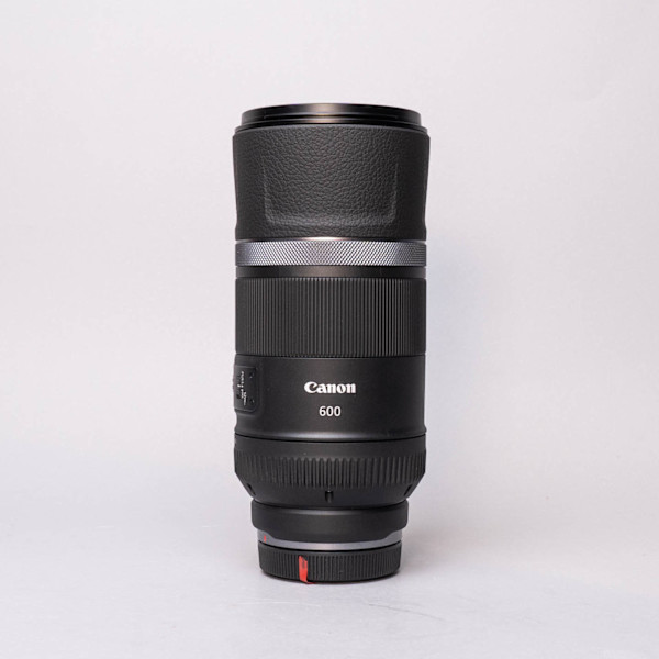 thumbnail-0 for Canon RF 600mm f/11 IS STM Lens w/Original Box